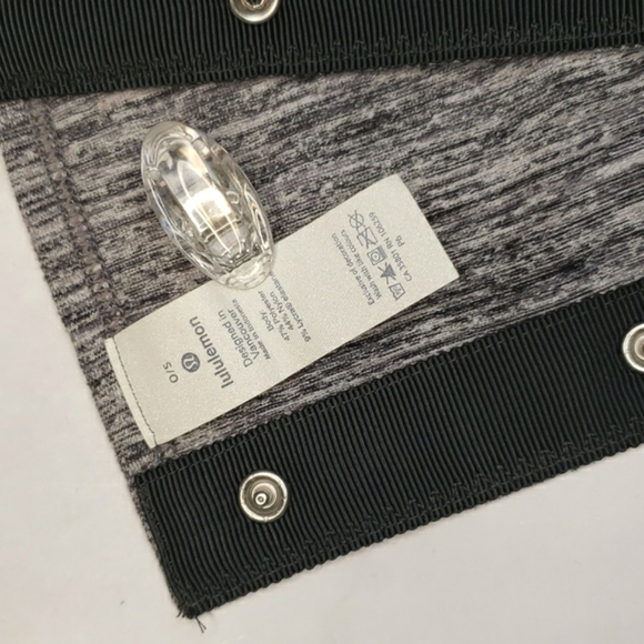 Lululemon Vinyasa Scarf - Picture 5 of 7